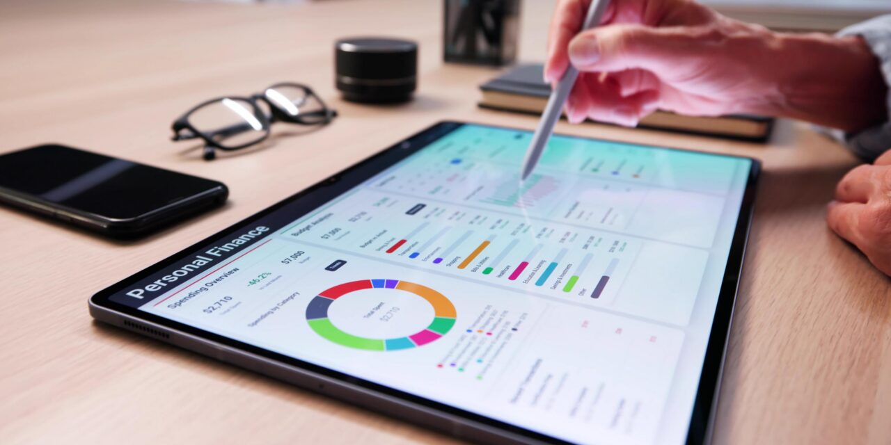 Less admin, more clarity: how cloud bookkeeping keeps your growing business organised