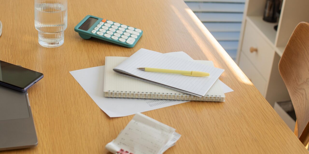 How to organise VAT records all year and skip the last‑minute panic
