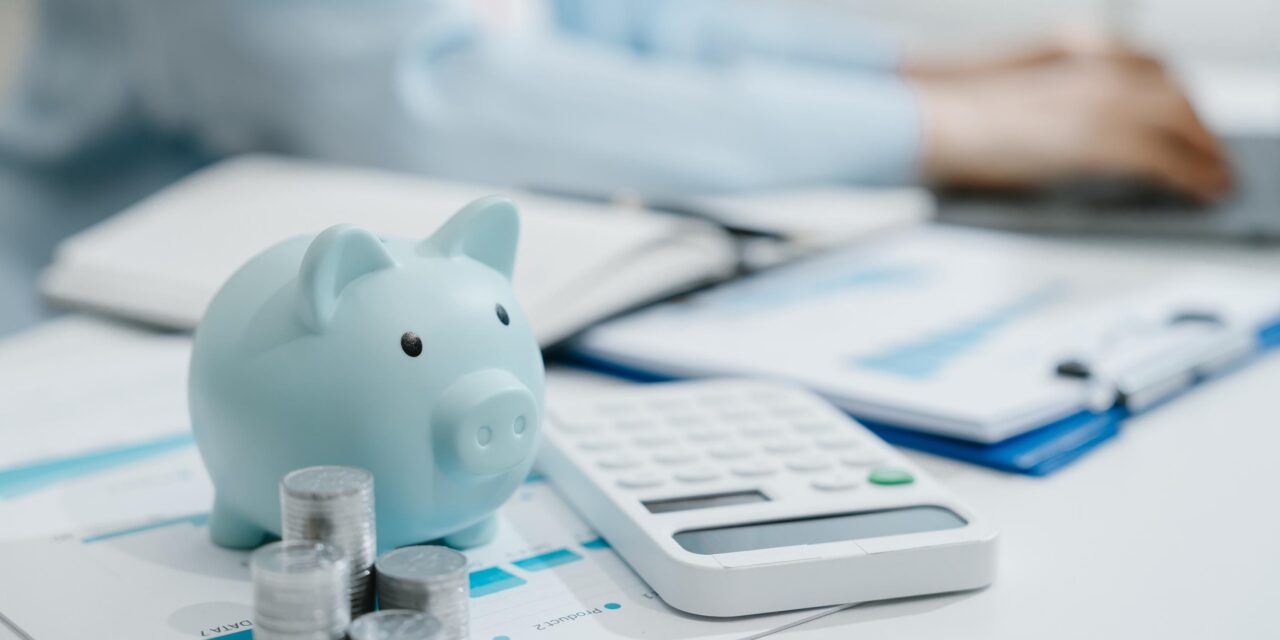 Cloud accounting vs spreadsheets: what changes when your business starts to grow?